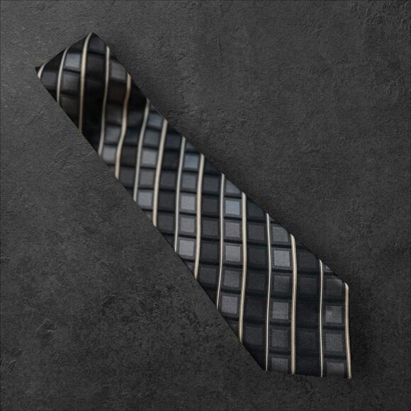 Van Heusen Men's Geometric 100% Silk Professional Tie - Picture 2 of 3